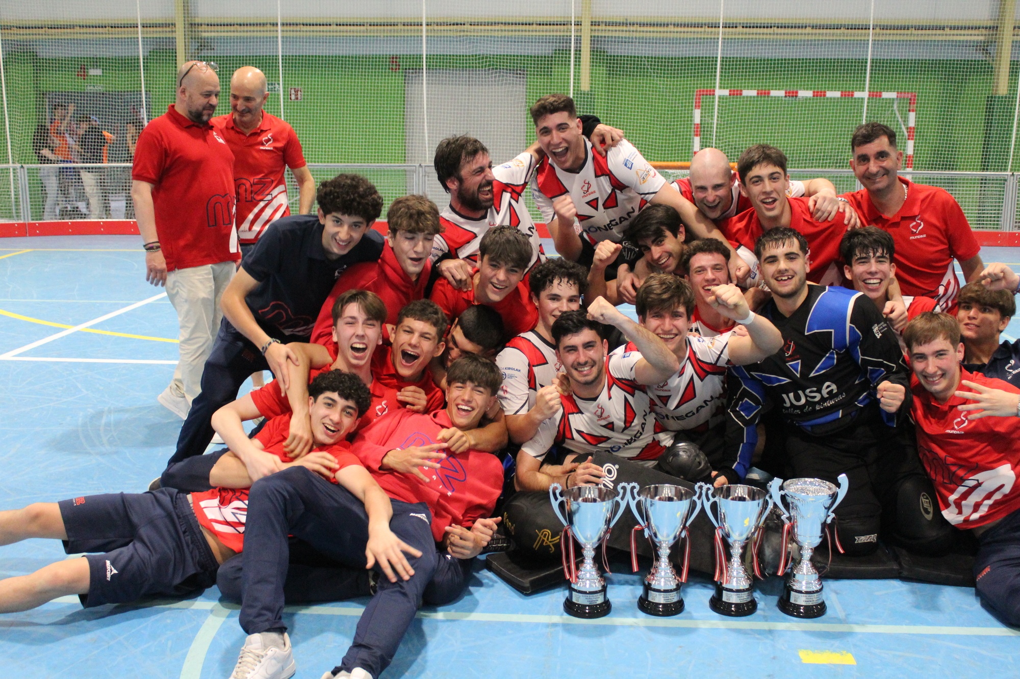 CD Mundaiz arrasa en la Copa de Euskadi con un triplete de oro