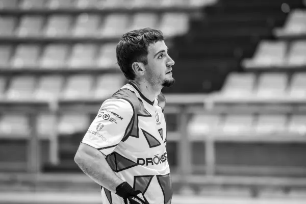 Fotos del partido C.D. MUNDAIZ - C.D.P. GURUTZETA [180]