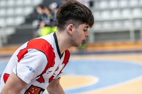 Fotos del partido CD MUNDAIZ B - GATIKAKO IUSTURI [3]