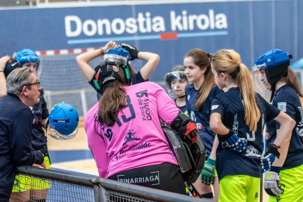 Fotos del partido CD MUNDAIZ B - GATIKAKO IUSTURI [10]