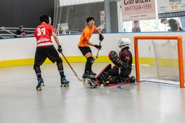 Fotos del partido C.D. MUNDAIZ - HOCKEY VOTO [50]