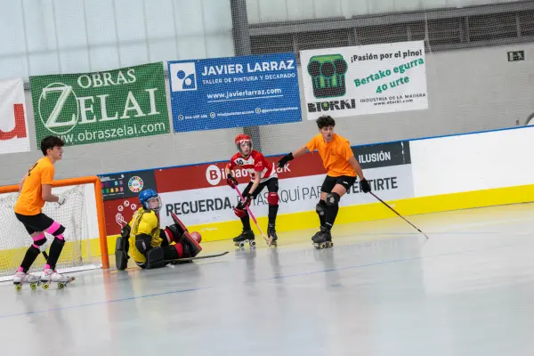 Fotos del partido C.D. MUNDAIZ - HOCKEY VOTO [59]
