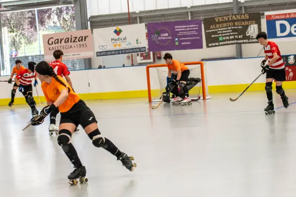 Fotos del partido C.D. MUNDAIZ - HOCKEY VOTO [89]
