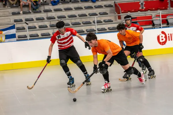Fotos del partido C.D. MUNDAIZ - HOCKEY VOTO [168]
