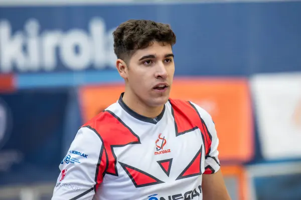 Fotos del partido C.D. MUNDAIZ - UNIV. DEUSTO LOIOLA INDAUTXU [30]