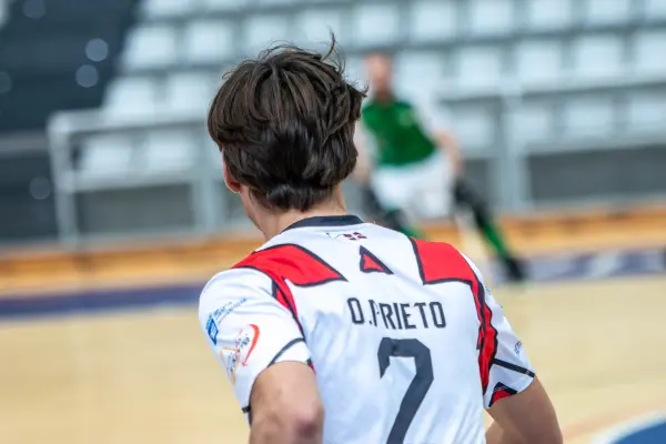 Fotos del partido C.D. MUNDAIZ - OBERENA AUTOESCUELA INDURAIN [67]