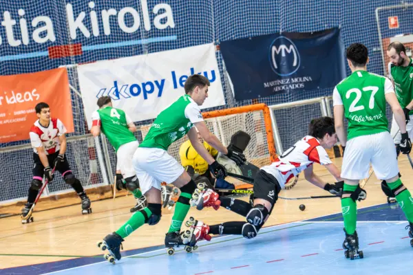 Fotos del partido C.D. MUNDAIZ - OBERENA AUTOESCUELA INDURAIN [77]