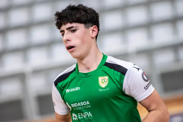 Fotos del partido C.D. MUNDAIZ - OBERENA AUTOESCUELA INDURAIN [88]