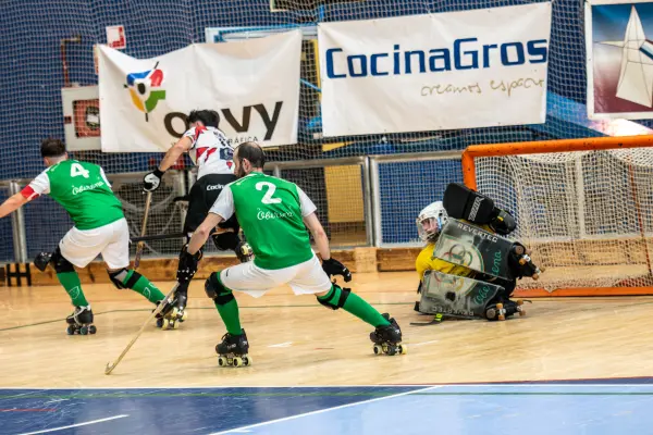 Fotos del partido C.D. MUNDAIZ - OBERENA AUTOESCUELA INDURAIN [186]