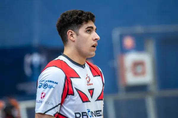 Fotos del partido C.D. MUNDAIZ - OBERENA AUTOESCUELA INDURAIN [240]