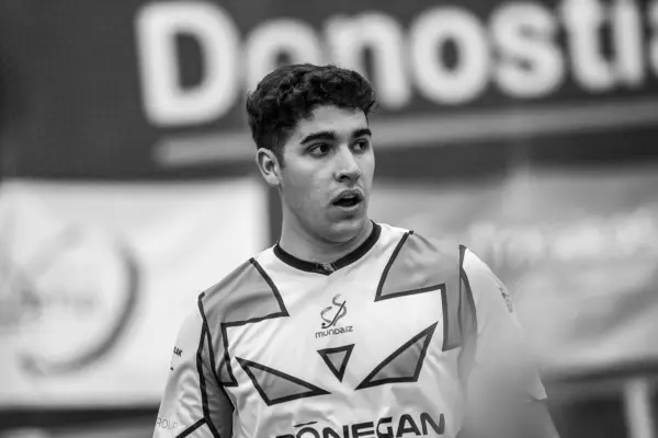 Fotos del partido C.D. MUNDAIZ - OBERENA AUTOESCUELA INDURAIN [245]