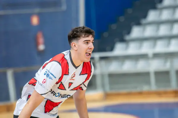 Fotos del partido C.D. MUNDAIZ - OBERENA AUTOESCUELA INDURAIN [256]