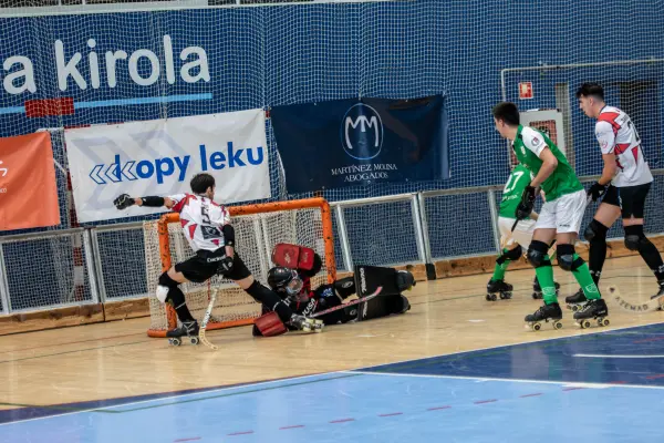 Fotos del partido C.D. MUNDAIZ - OBERENA AUTOESCUELA INDURAIN [261]