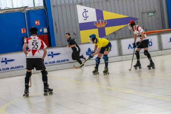 Fotos del partido R.C. JOLASETA A - C.D. MUNDAIZ [10]