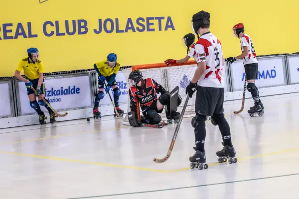 Fotos del partido R.C. JOLASETA A - C.D. MUNDAIZ [28]