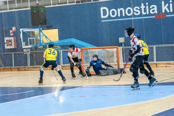 Fotos del partido C.D. MUNDAIZ - R.C. JOLASETA B [120]