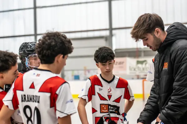 Fotos del partido SANTUTXU H.T. - C.D. MUNDAIZ [3]