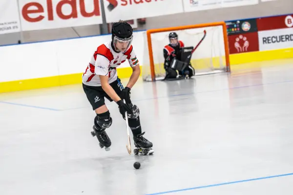 Fotos del partido SANTUTXU H.T. - C.D. MUNDAIZ [70]