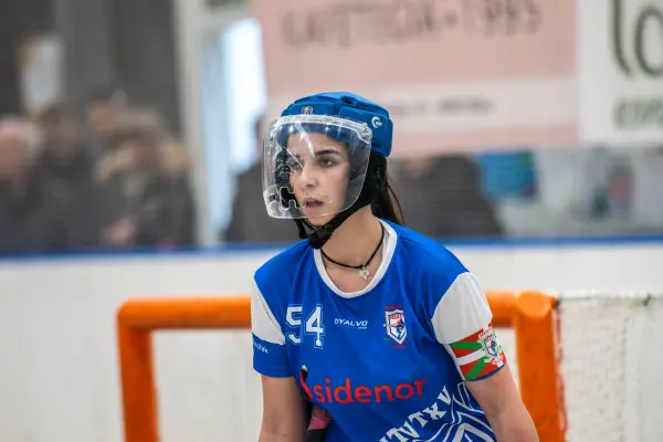 Fotos del partido SANTUTXU H.T. - C.D. MUNDAIZ [99]