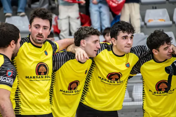 Fotos del partido C.D. MUNDAIZ - C.D. LAGUNAK [221]