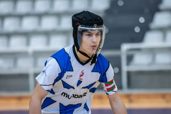 Fotos del partido C.D. MUNDAIZ - LOYOLA INDAUTXU B [12]