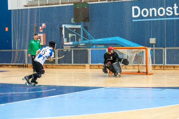 Fotos del partido C.D. MUNDAIZ - LOYOLA INDAUTXU B [98]