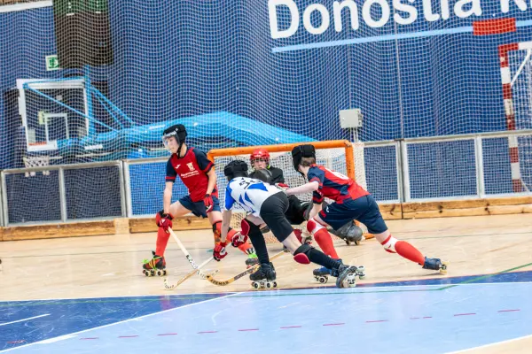 Fotos del partido C.D. MUNDAIZ - LOYOLA INDAUTXU B [123]