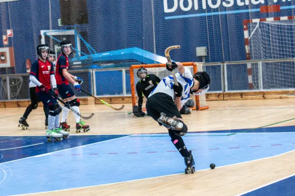 Fotos del partido C.D. MUNDAIZ - LOYOLA INDAUTXU A [103]