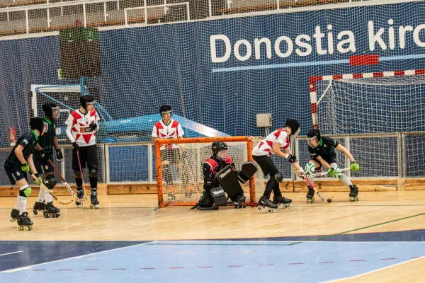 Fotos del partido C.D. MUNDAIZ - R.S. TENIS [105]