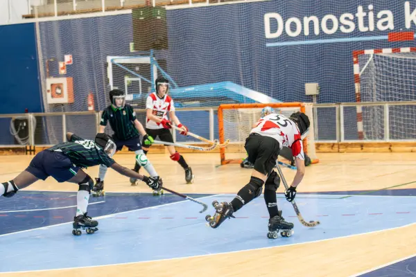 Fotos del partido C.D. MUNDAIZ - R.S. TENIS [137]