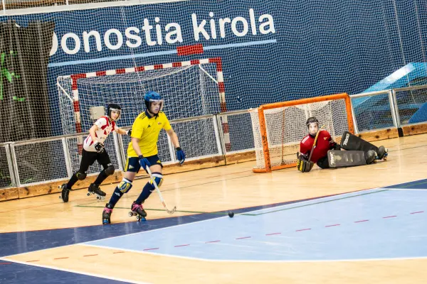 Fotos del partido C.D. MUNDAIZ - R.C. JOLASETA A [34]