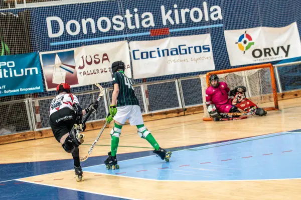 Fotos del partido C.D. MUNDAIZ - R.S. TENIS [10]