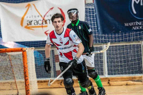 Fotos del partido C.D. MUNDAIZ - R.S. TENIS [125]