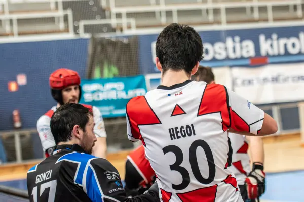 Fotos del partido C.D. MUNDAIZ - R.S. TENIS [167]