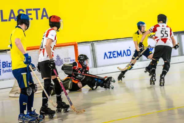 Fotos del partido R.C. JOLASETA B - C.D. MUNDAIZ [17]