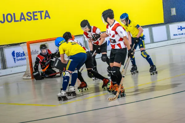 Fotos del partido R.C. JOLASETA B - C.D. MUNDAIZ [97]