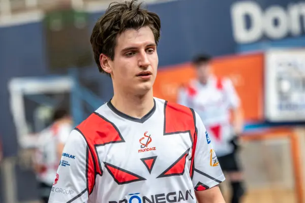 Fotos del partido C.D. MUNDAIZ - C.D.P. GURUTZETA [81]