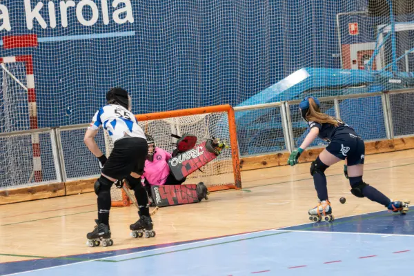 Fotos del partido C.D. MUNDAIZ - GATIKAKO IUSTURI [13]