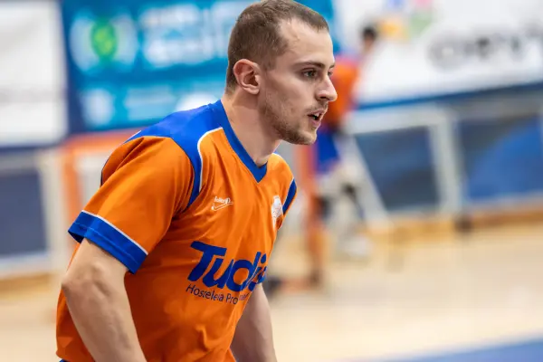 Fotos del partido C.D. MUNDAIZ - C.D.P. GURUTZETA [43]