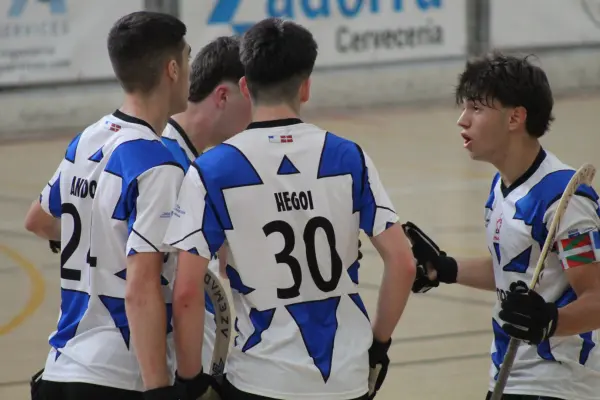 Fotos del partido U.D.C. ROCHAPEA - C.D. MUNDAIZ [56]