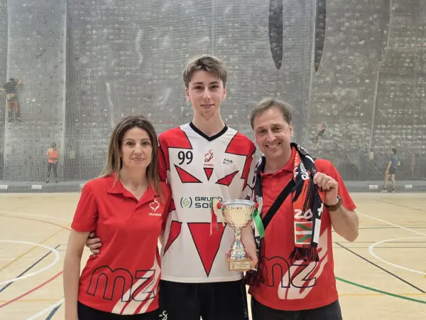 Fotos del partido U.D.C. ROCHAPEA - C.D. MUNDAIZ [3]