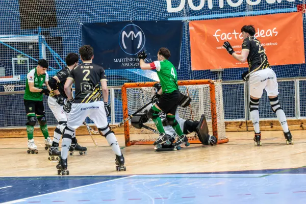 Fotos del partido C.D. MUNDAIZ - OBERENA AUTOESCUELA INDURAIN [7]