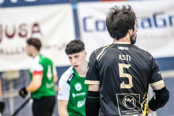 Fotos del partido C.D. MUNDAIZ - OBERENA AUTOESCUELA INDURAIN [9]
