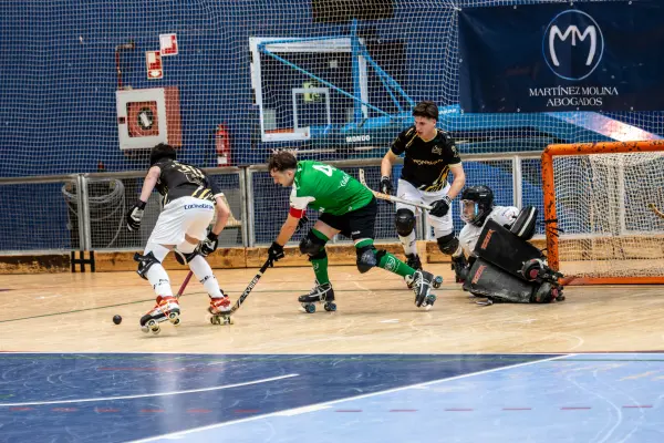 Fotos del partido C.D. MUNDAIZ - OBERENA AUTOESCUELA INDURAIN [39]