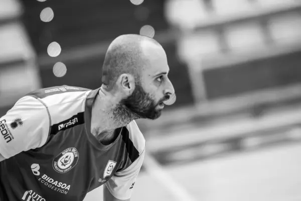 Fotos del partido C.D. MUNDAIZ - OBERENA AUTOESCUELA INDURAIN [43]