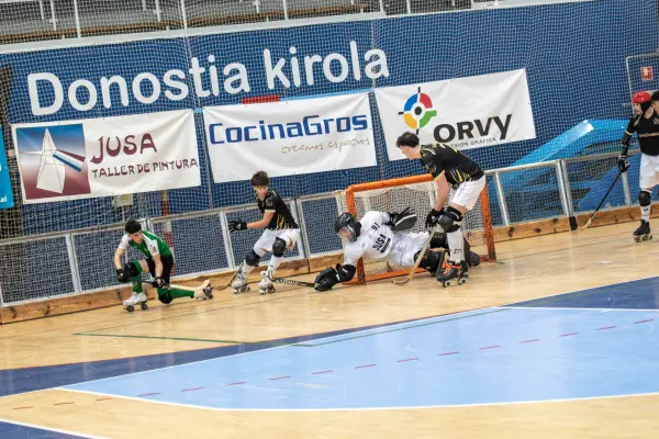 Fotos del partido C.D. MUNDAIZ - OBERENA AUTOESCUELA INDURAIN [170]
