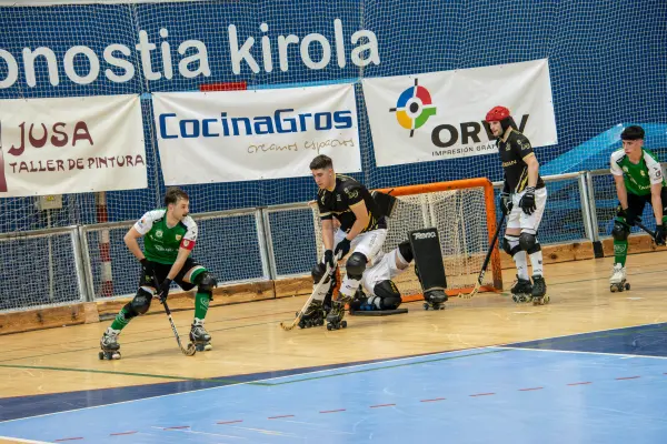 Fotos del partido C.D. MUNDAIZ - OBERENA AUTOESCUELA INDURAIN [185]