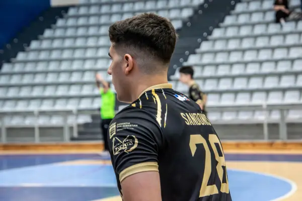 Fotos del partido C.D. MUNDAIZ - OBERENA AUTOESCUELA INDURAIN [229]