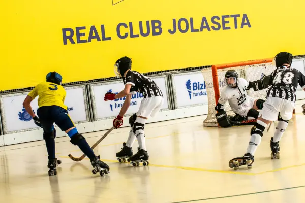 Fotos del partido R.C. JOLASETA A - C.D. MUNDAIZ [92]